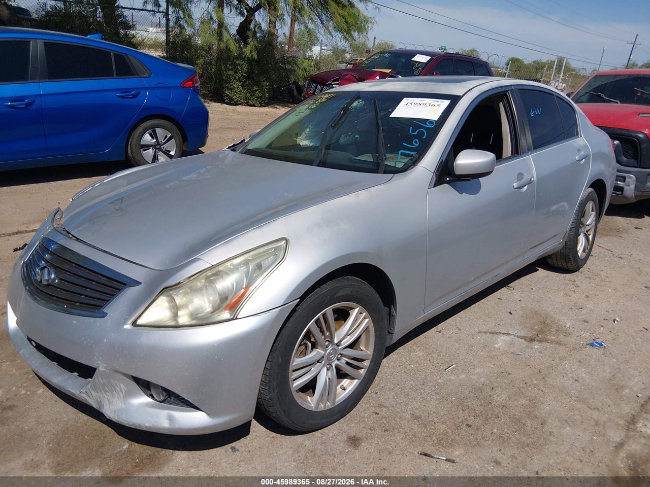 2013 INFINITI G37X · 2/10