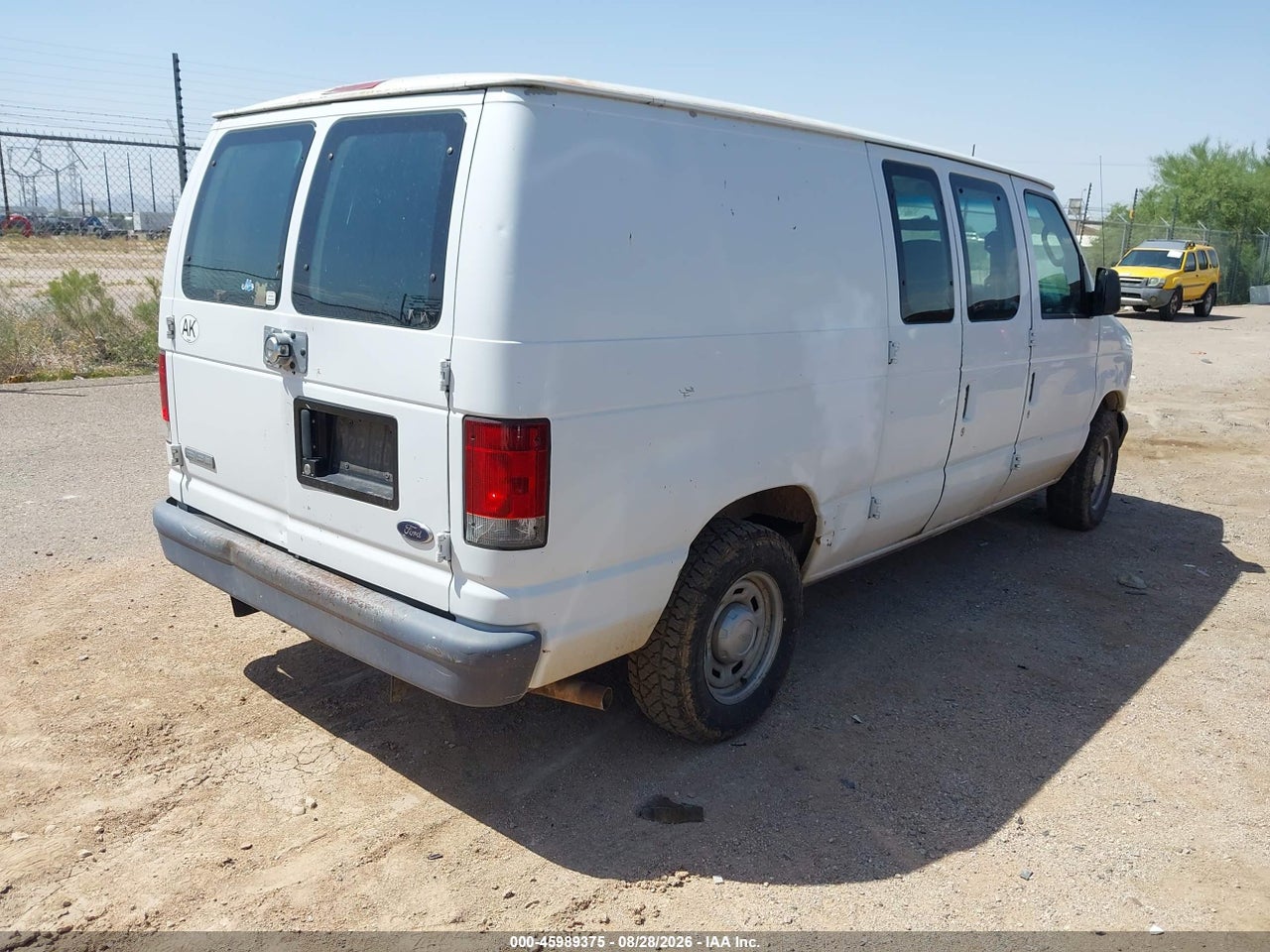 2006 FORD E-150 COMMERCIAL/RECREATIONAL · 4/11