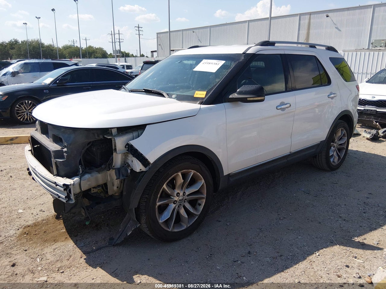 2011 FORD EXPLORER XLT · 2/11