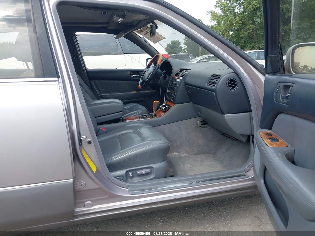 1998 LEXUS LS 400 · 5/11