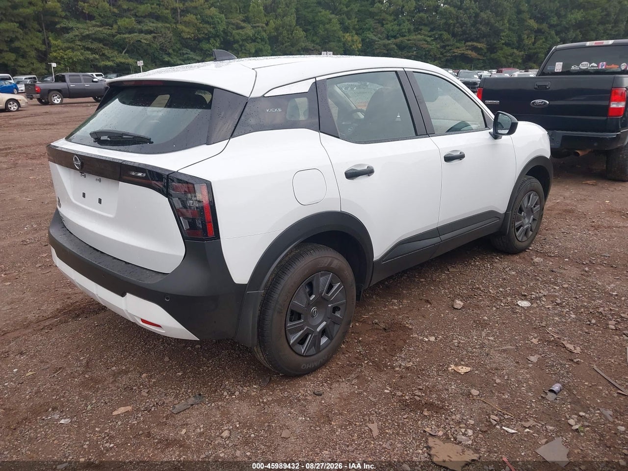 2026 NISSAN KICKS S · 4/11