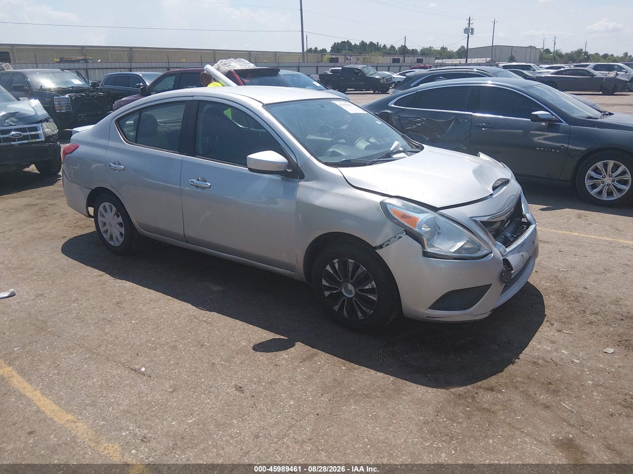 3N1CN7AP6HL****** · 2017 NISSAN VERSA 1.6 SV