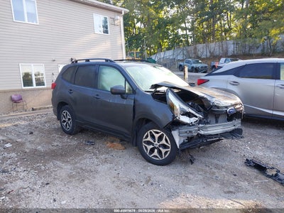 2024 SUBARU FORESTER PREMIUM