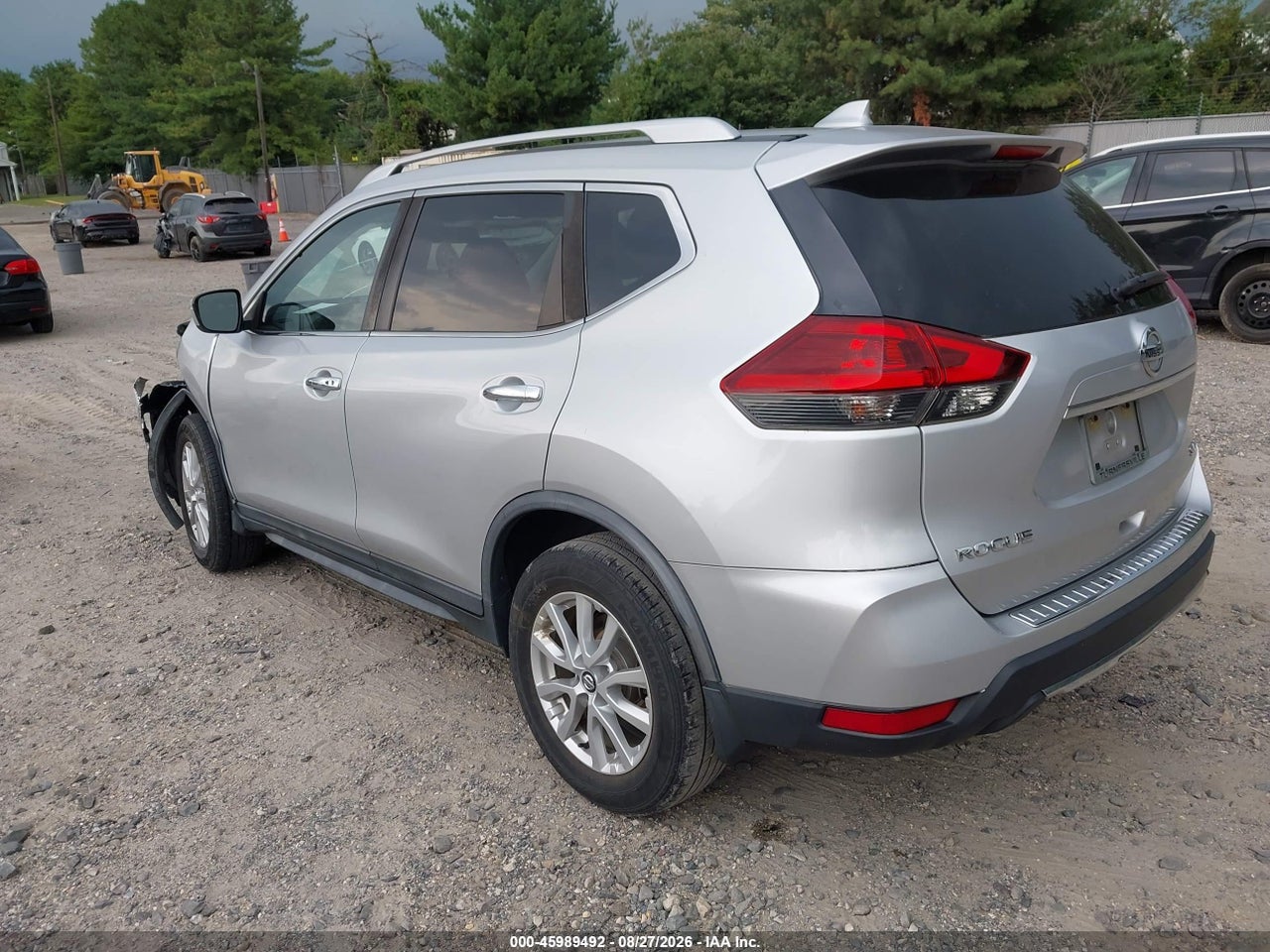 2018 NISSAN ROGUE SV · 3/11
