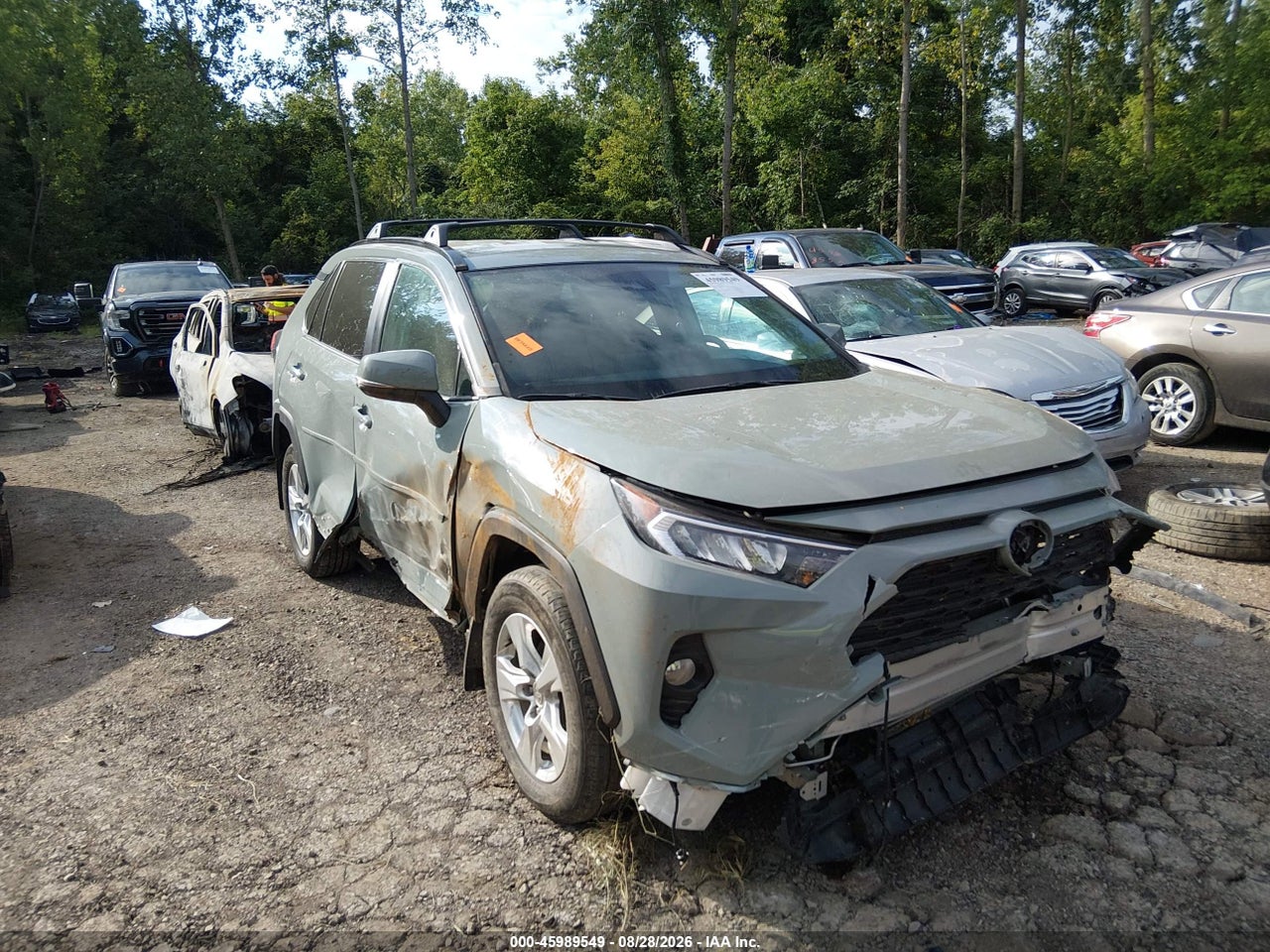 2021 TOYOTA RAV4 XLE