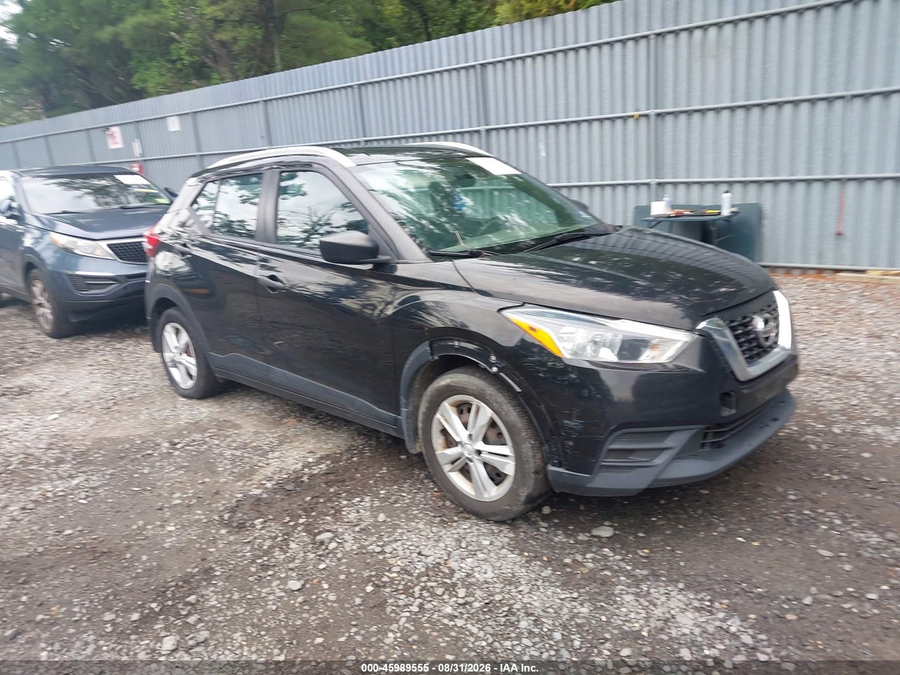 2019 NISSAN KICKS S