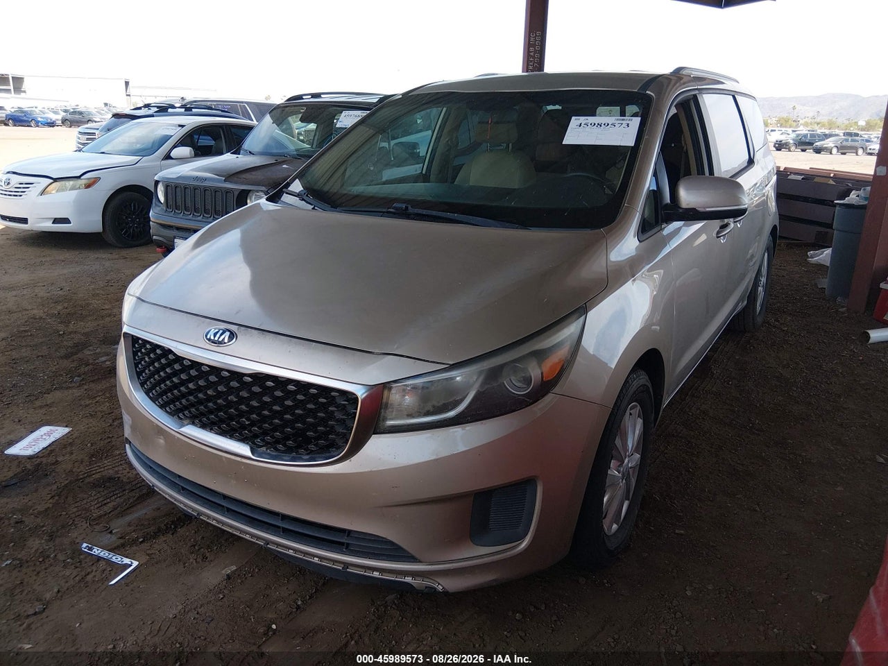 2015 KIA SEDONA LX · 6/10
