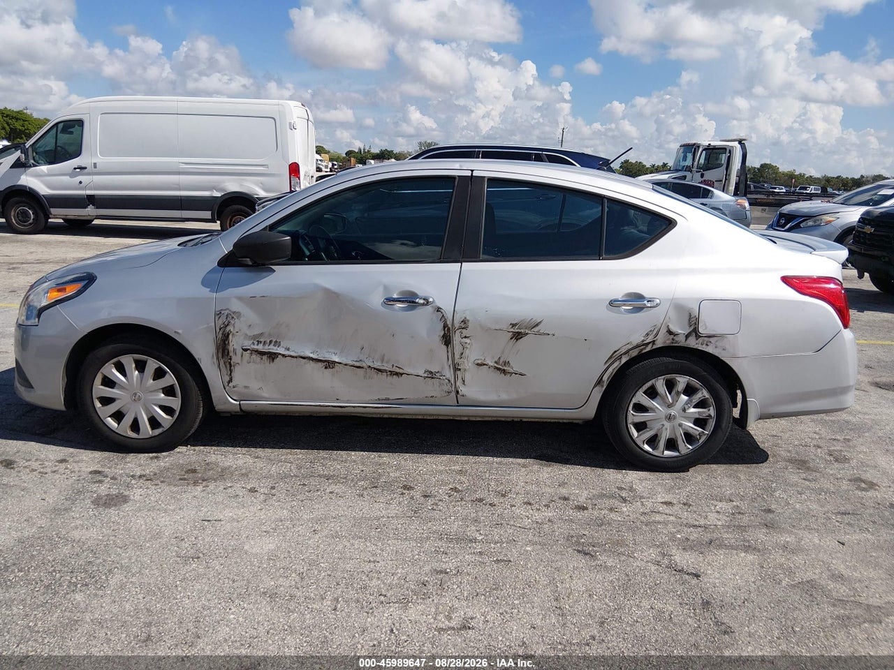 2019 NISSAN VERSA 1.6 SV · 6/11