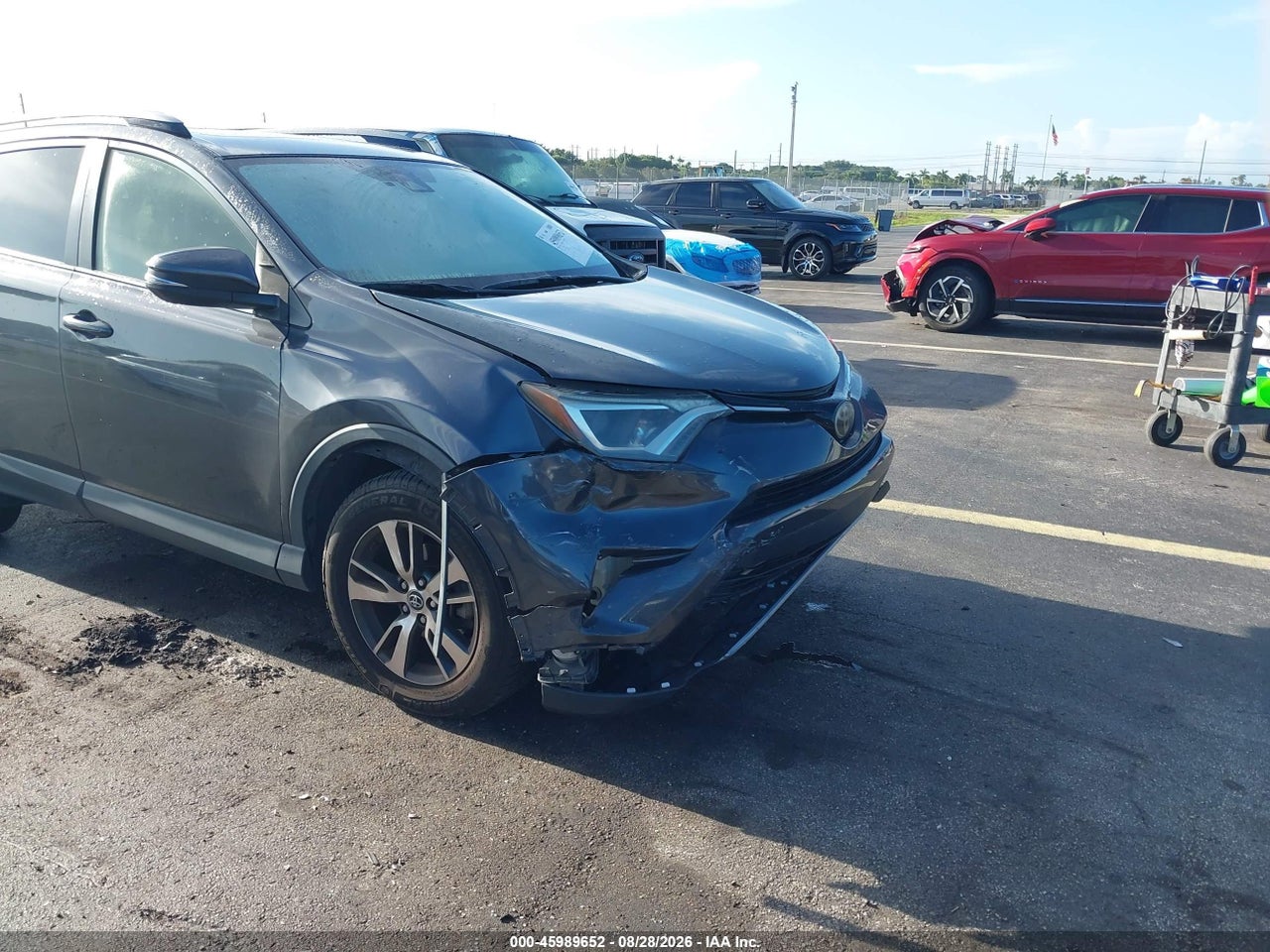 2018 TOYOTA RAV4 XLE · 6/11