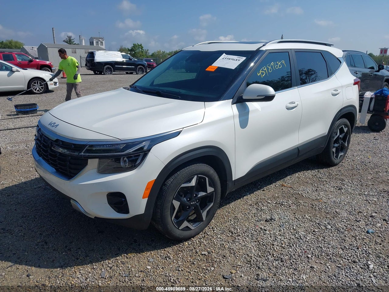 2024 KIA SELTOS EX · 2/11