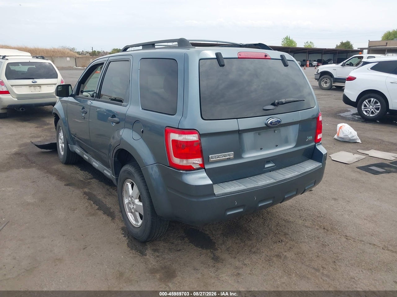 2011 FORD ESCAPE XLT · 3/11