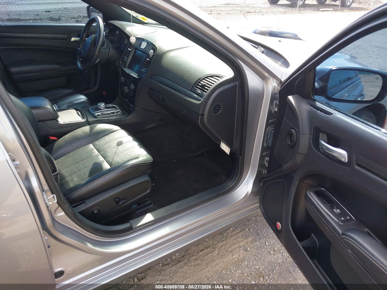 2015 CHRYSLER 300 300S · 5/11