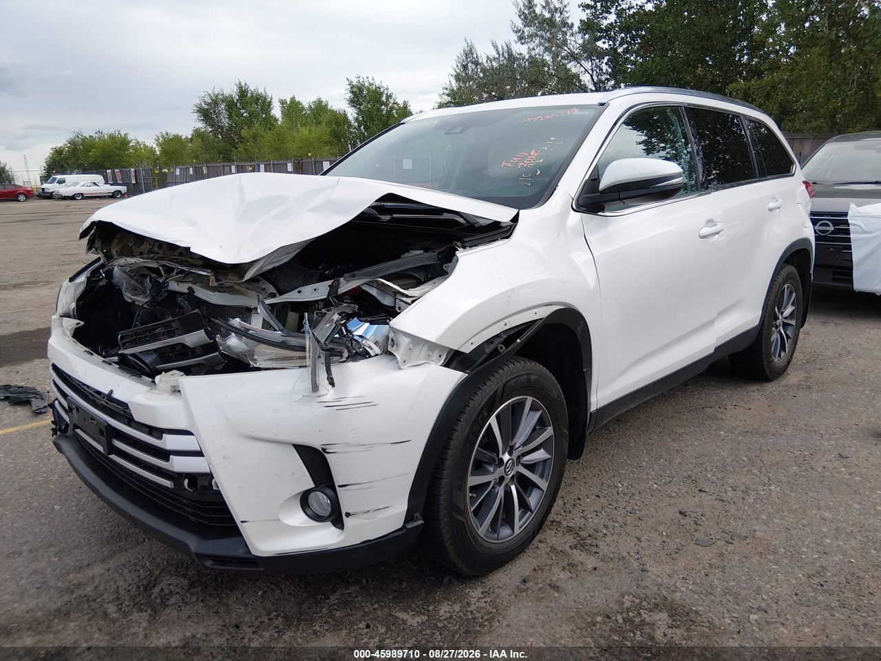 2019 TOYOTA HIGHLANDER XLE · 2/11