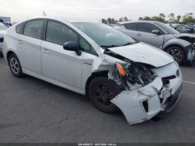 JTDKN3DU2F1****** · 2015 TOYOTA PRIUS TWO