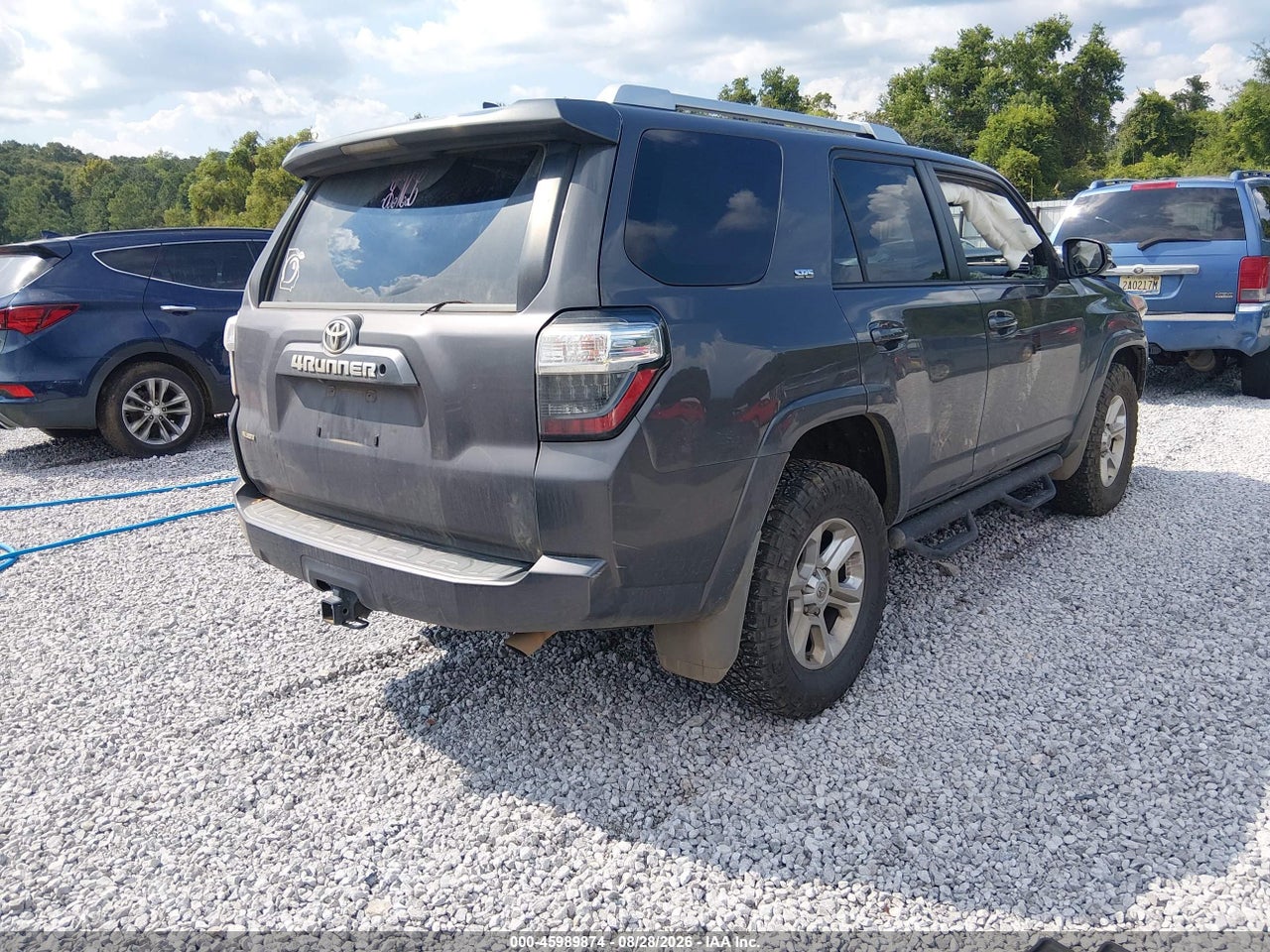 2018 TOYOTA 4RUNNER SR5 PREMIUM · 4/11