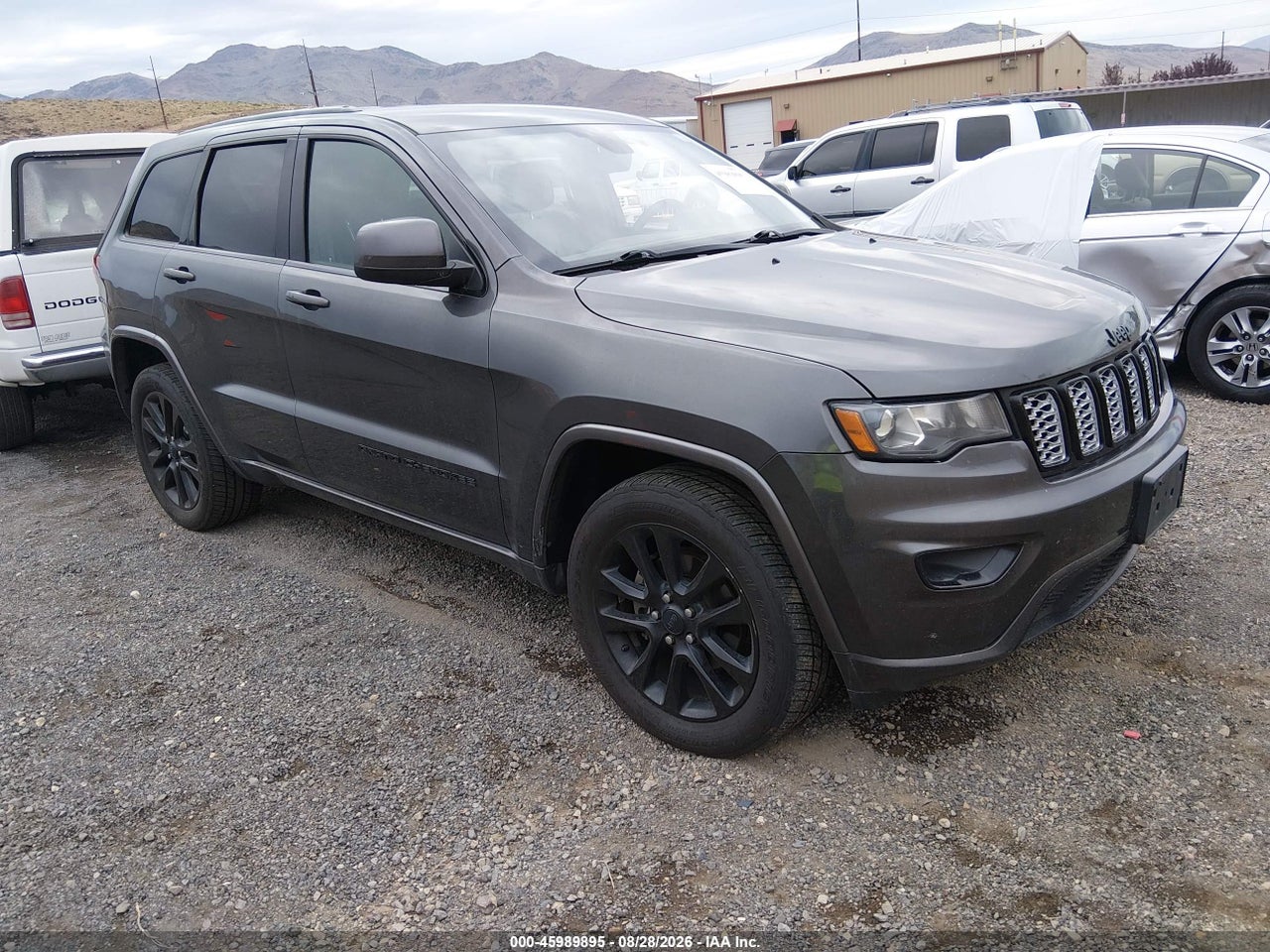 2017 JEEP GRAND CHEROKEE ALTITUDE 4X4
