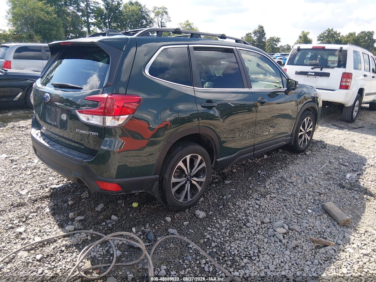 2022 SUBARU FORESTER LIMITED · 4/11