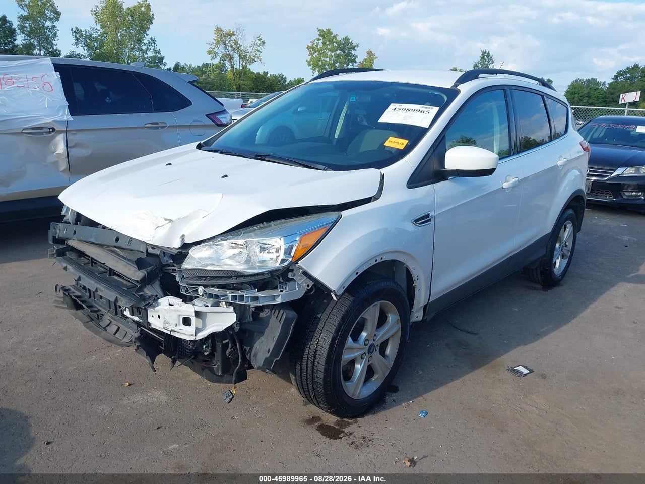 2016 FORD ESCAPE SE · 2/11