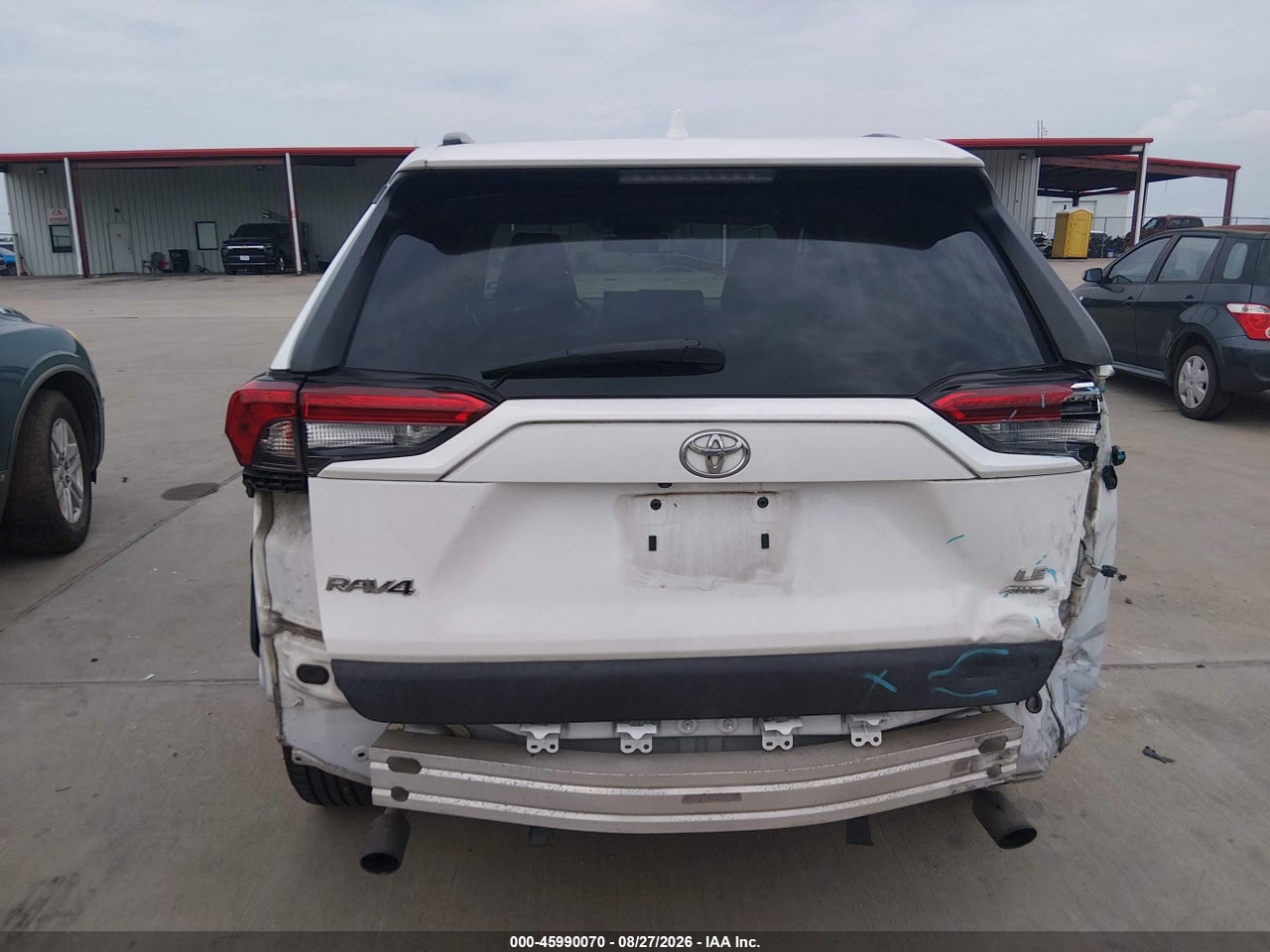 2020 TOYOTA RAV4 LE · 6/11