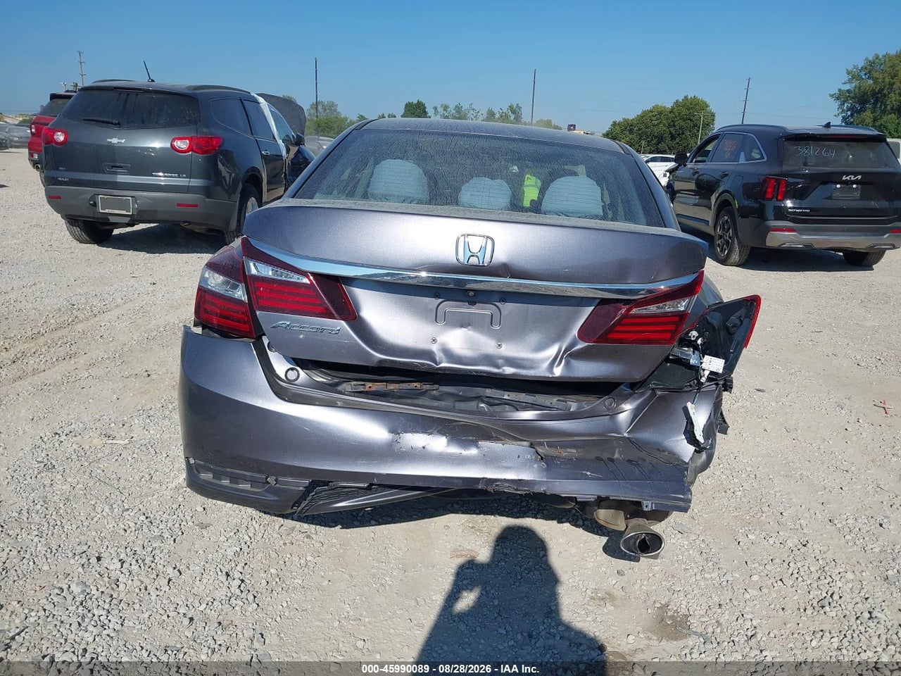 2017 HONDA ACCORD LX · 6/11