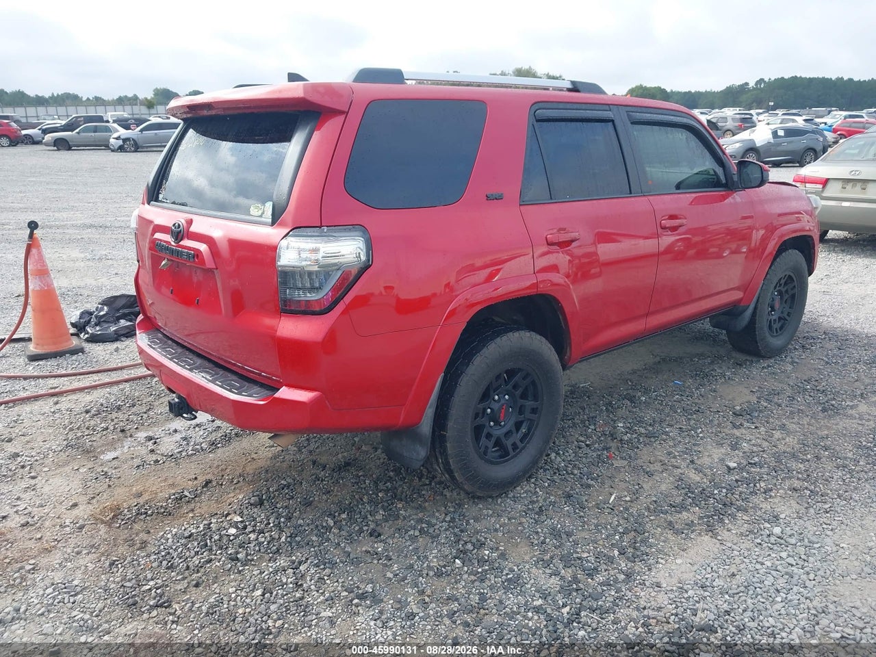 2016 TOYOTA 4RUNNER SR5 · 4/11