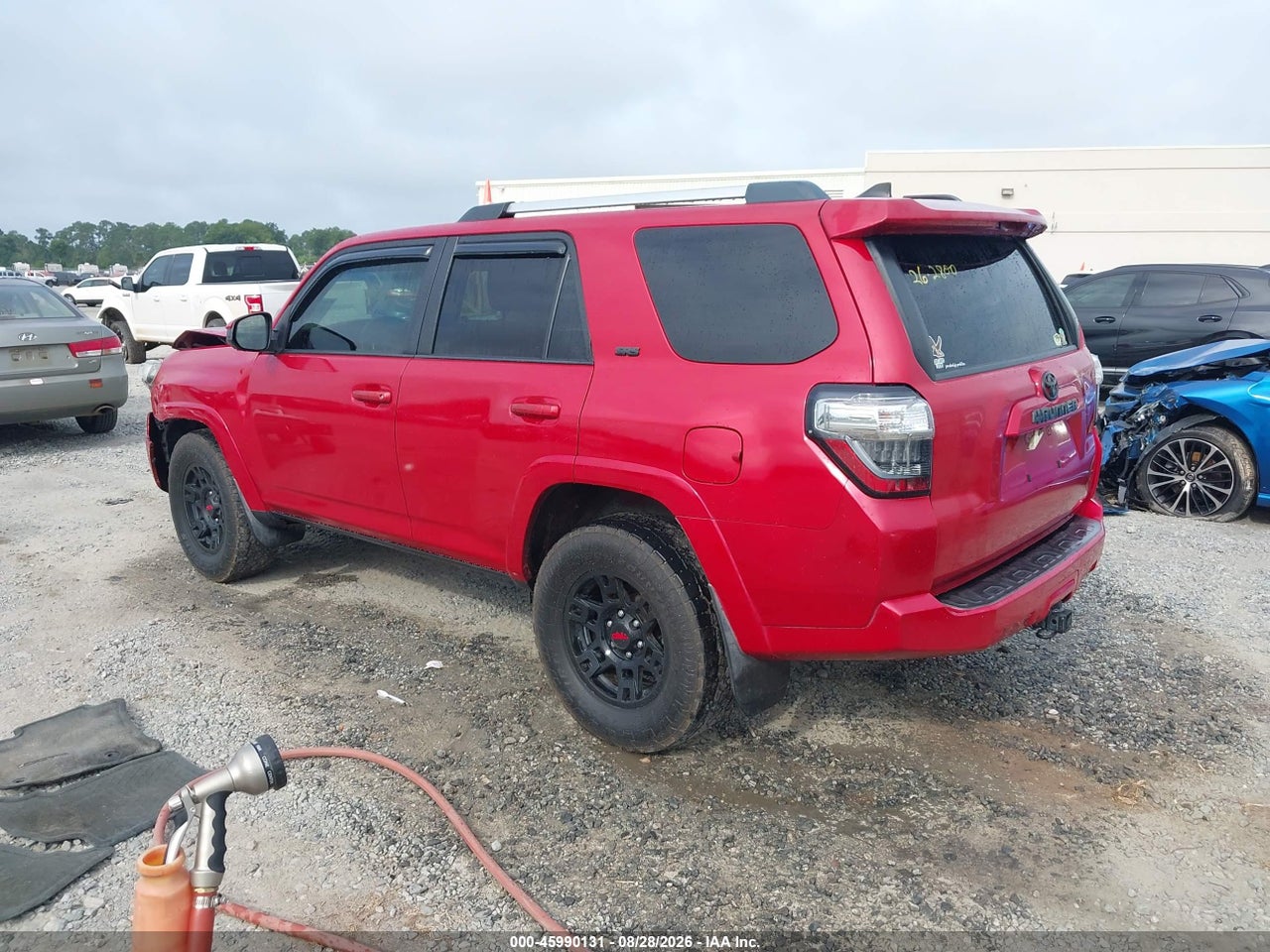 2016 TOYOTA 4RUNNER SR5 · 3/11