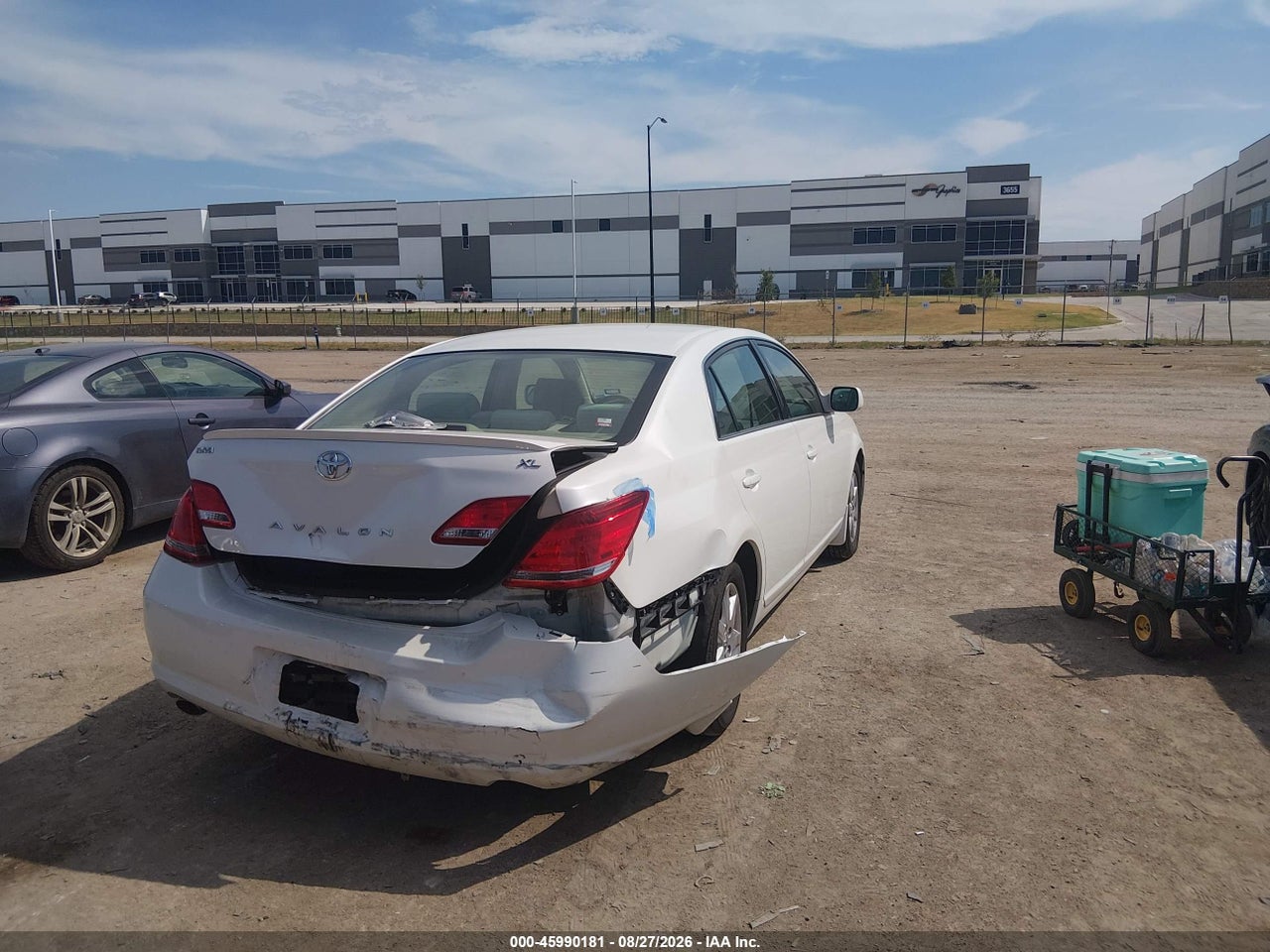 2006 TOYOTA AVALON XL · 4/10