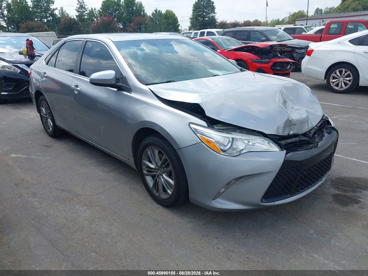 2016 TOYOTA CAMRY SE