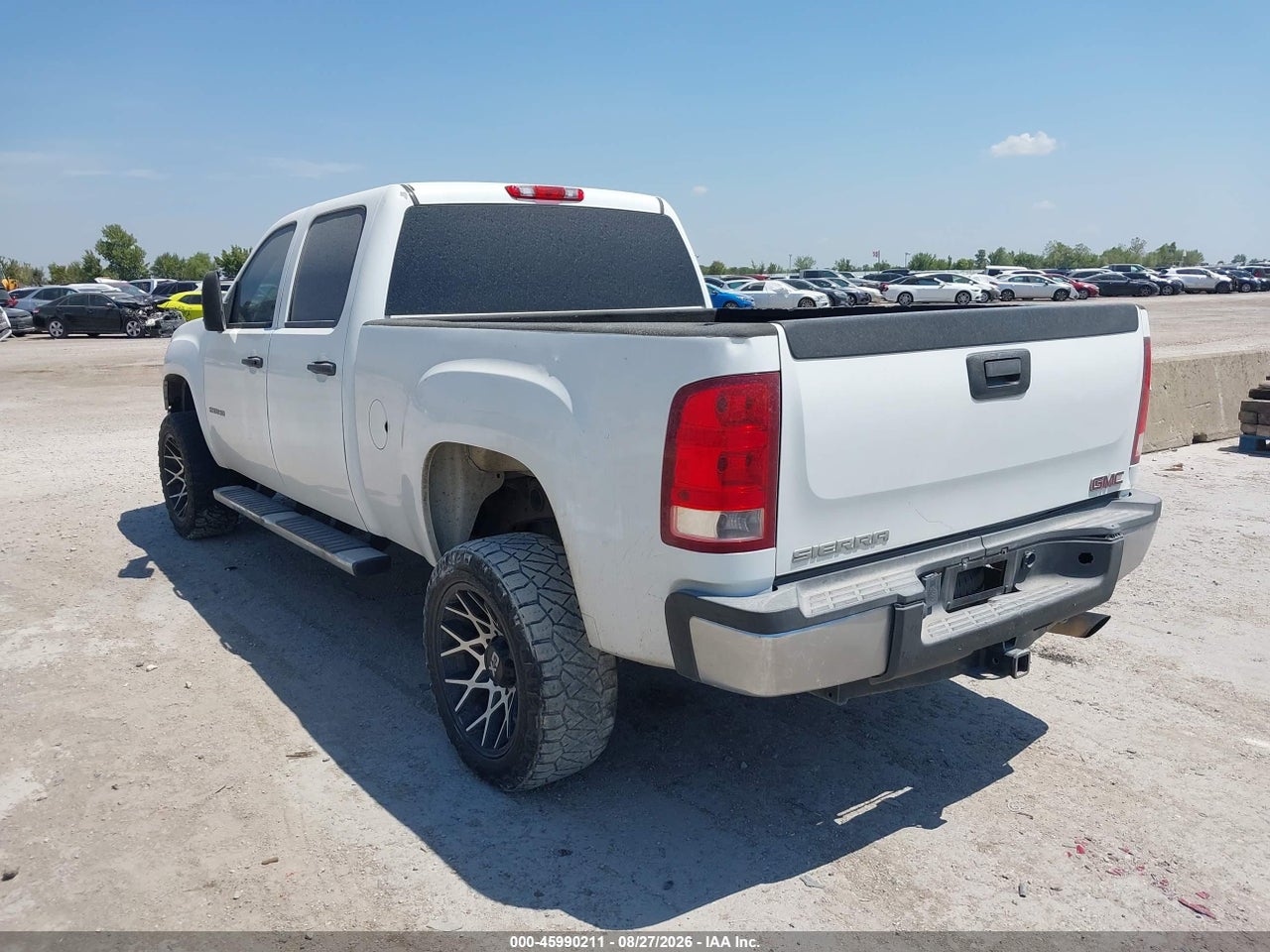 2013 GMC SIERRA 2500HD WORK TRUCK · 3/11