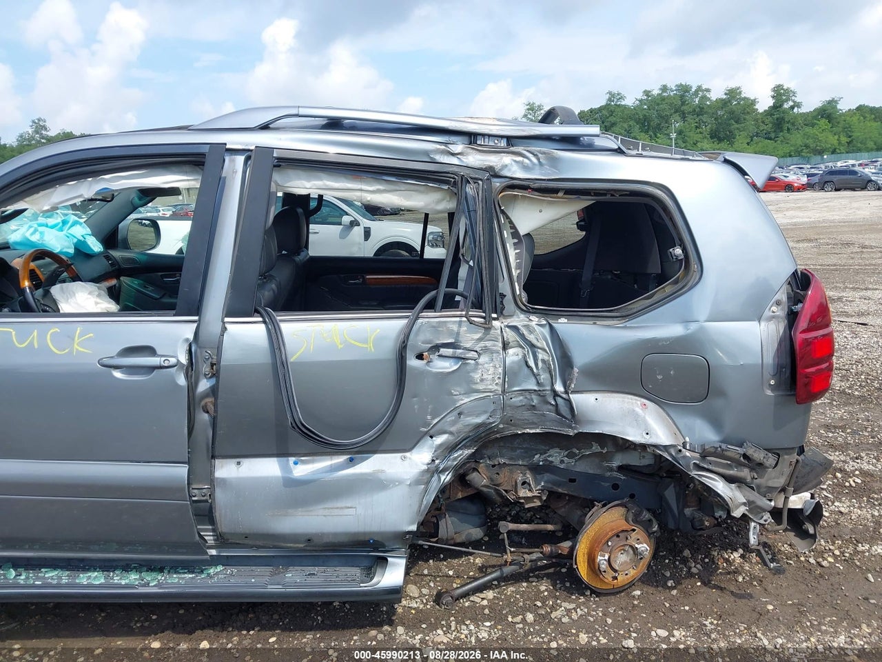 2004 LEXUS GX 470   · 6/11