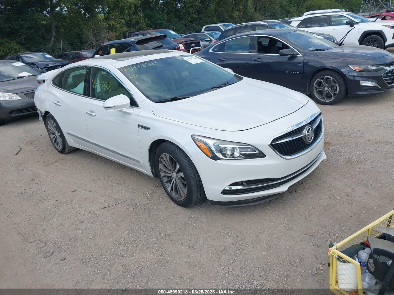 1G4ZP5SS8HU****** · 2017 BUICK LACROSSE ESSENCE