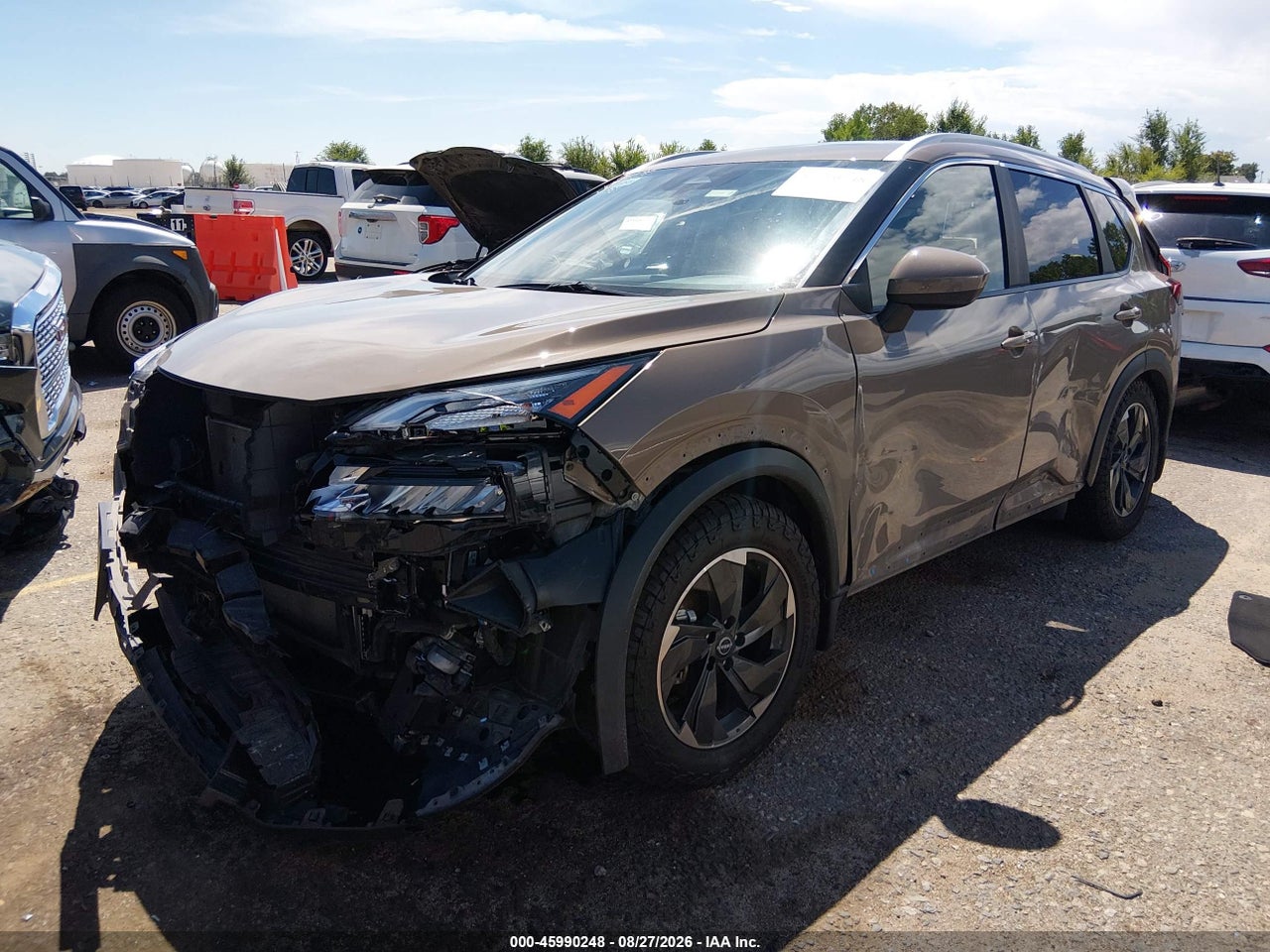 2025 NISSAN ROGUE SV INTELLIGENT AWD · 2/11