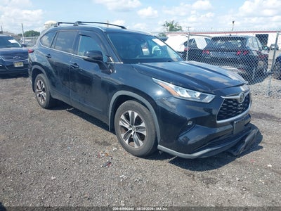 2020 TOYOTA HIGHLANDER XLE