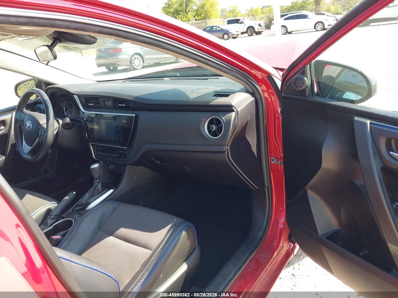 2017 TOYOTA COROLLA SE · 5/11