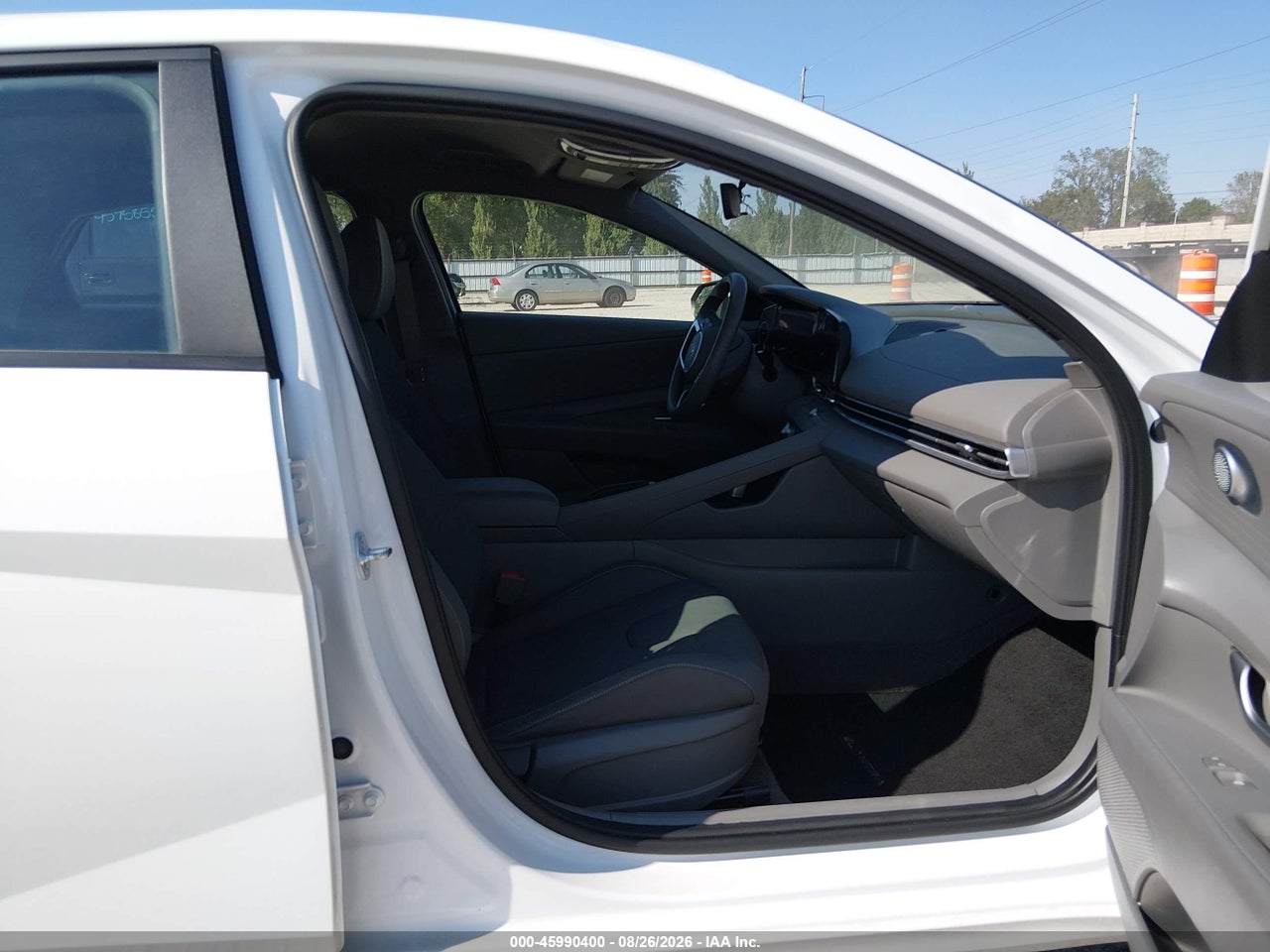 2024 HYUNDAI ELANTRA SEL · 5/11