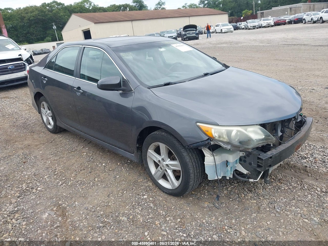 2012 TOYOTA CAMRY SE