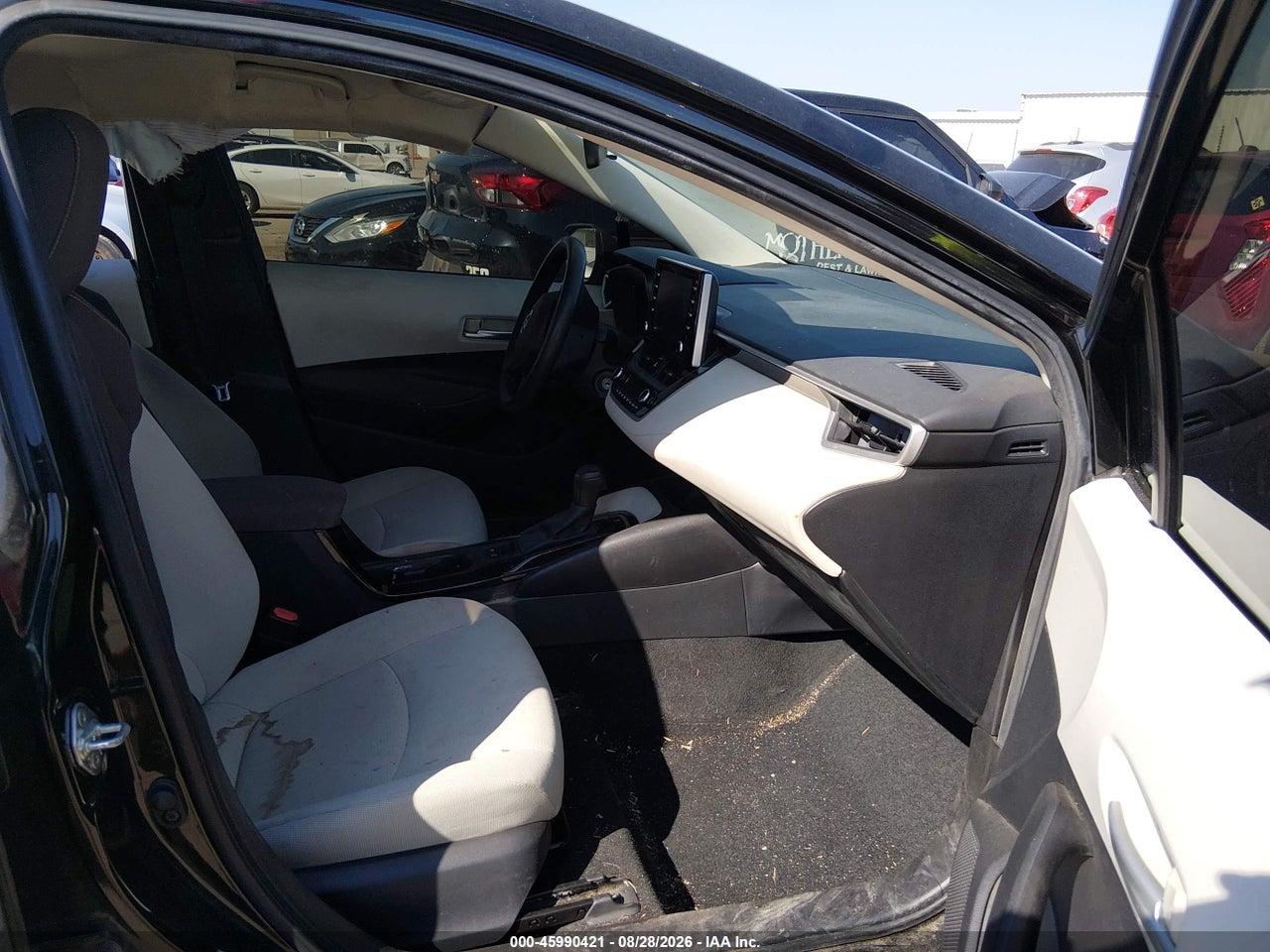 2021 TOYOTA COROLLA LE · 5/10