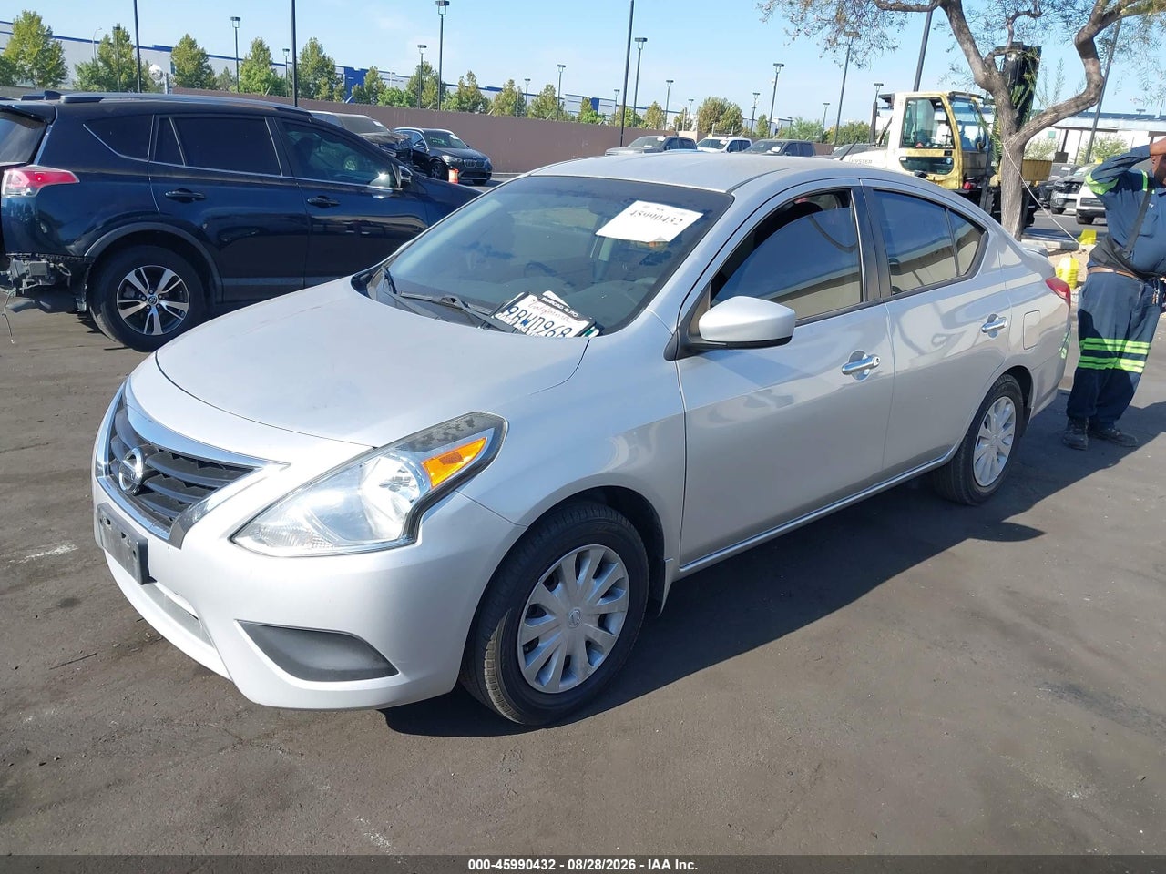2015 NISSAN VERSA 1.6 SV · 2/11