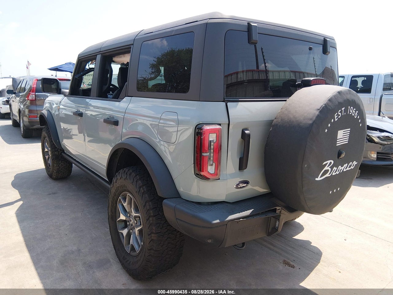 2024 FORD BRONCO BADLANDS · 3/10