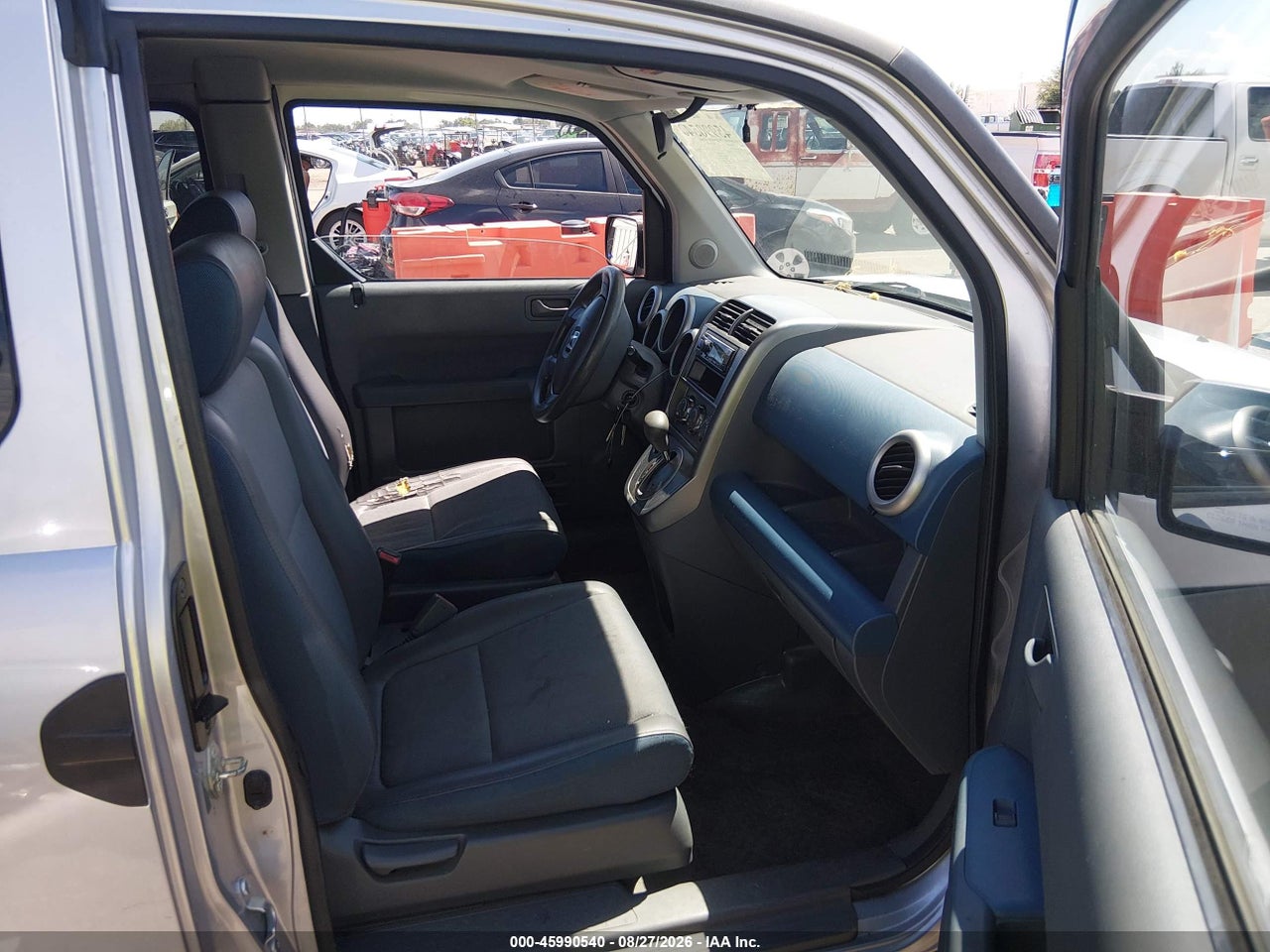 2004 HONDA ELEMENT LX · 5/11