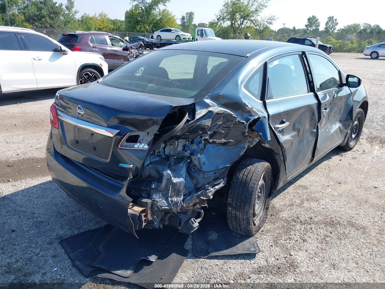 2013 NISSAN SENTRA S · 4/10