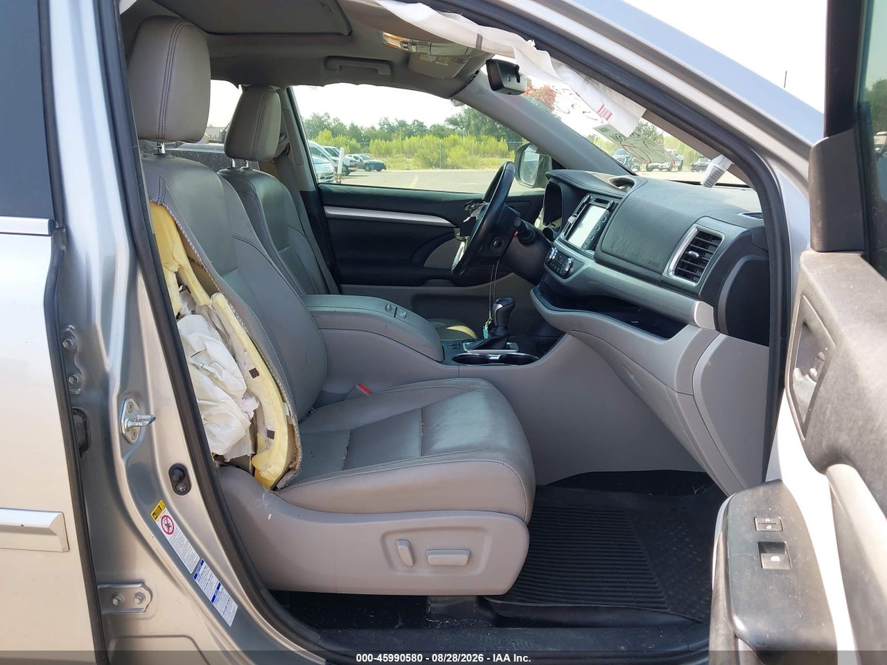 2017 TOYOTA HIGHLANDER XLE · 5/11