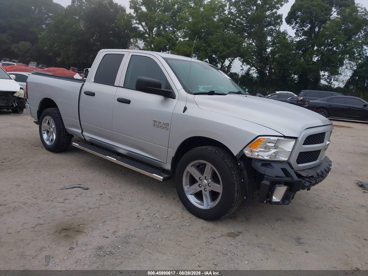 2018 RAM 1500 EXPRESS  4X4 6'4 BOX