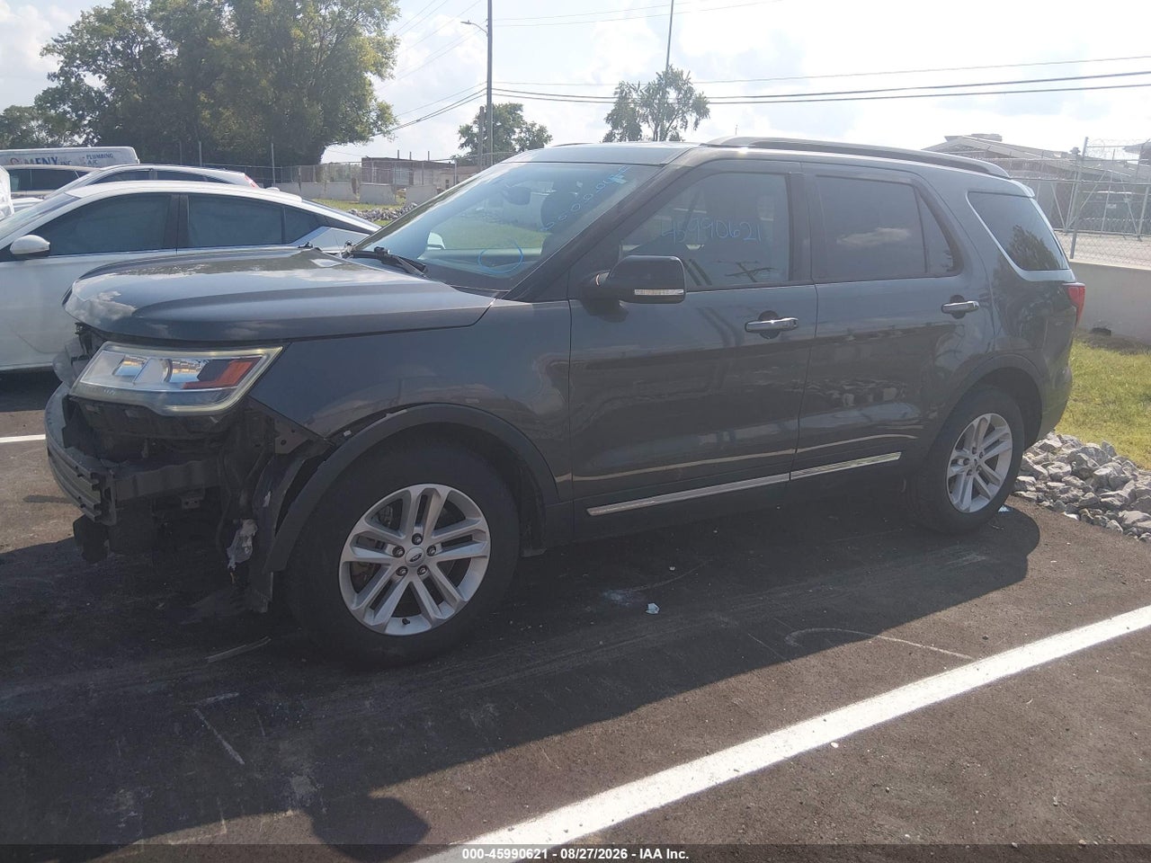 2017 FORD EXPLORER XLT · 2/11
