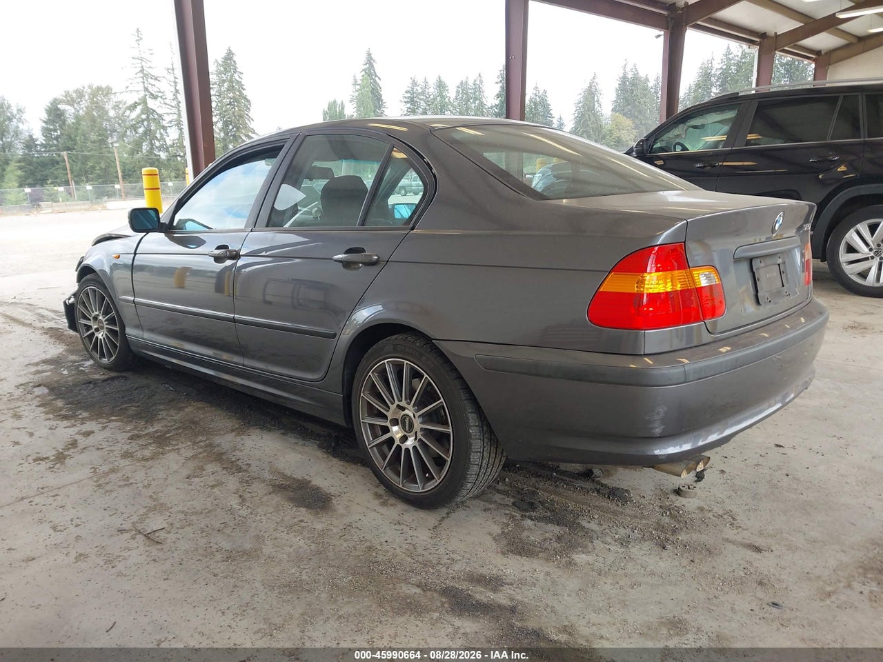 2002 BMW 325I · 3/11