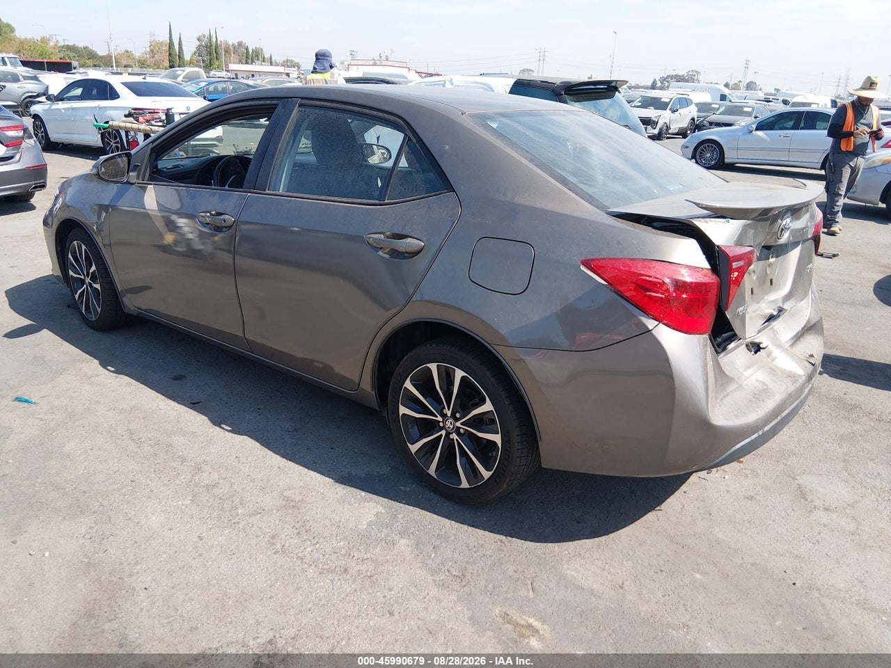 2017 TOYOTA COROLLA SE · 3/11