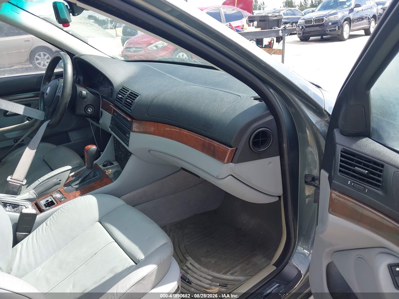 2003 BMW 530IA   · 5/11