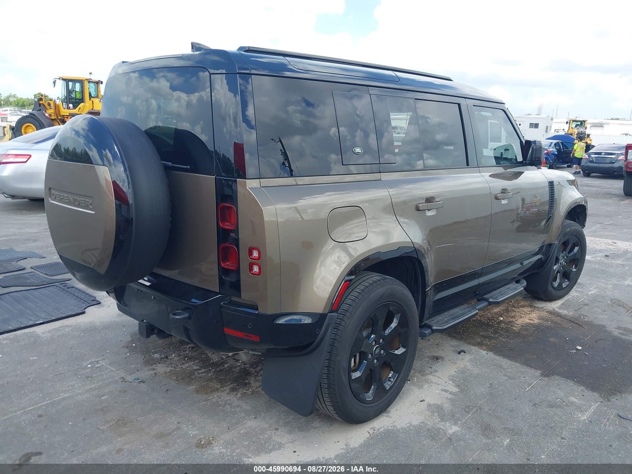 2024 LAND ROVER DEFENDER 110 P400 X-DYNAMIC SE · 4/11
