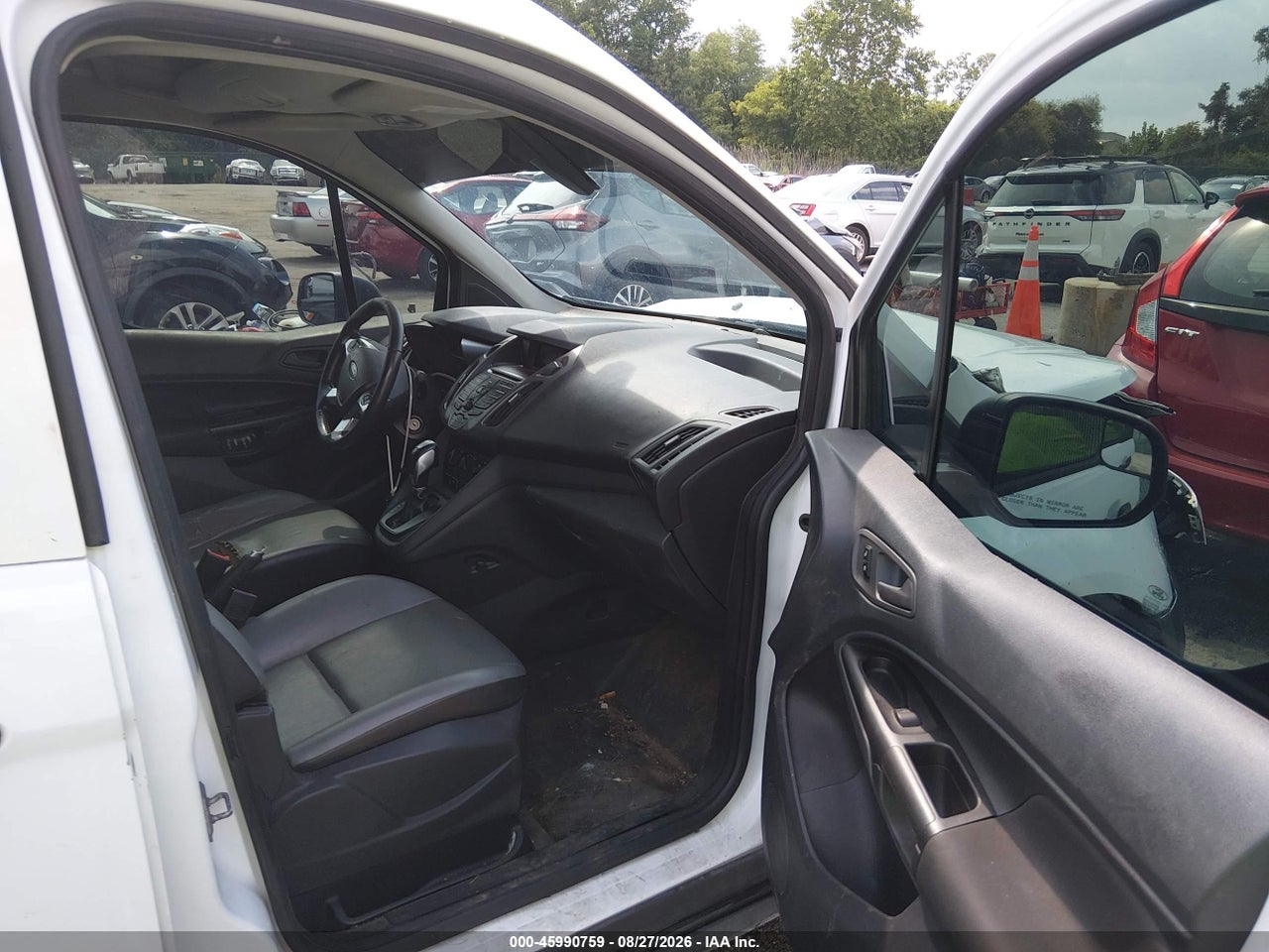2015 FORD TRANSIT CONNECT XL · 5/11