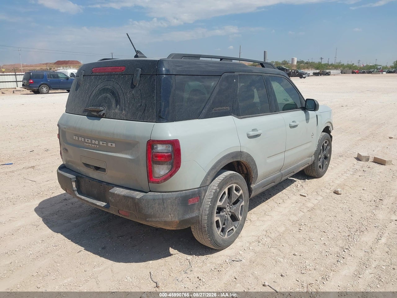 2021 FORD BRONCO SPORT OUTER BANKS · 4/11